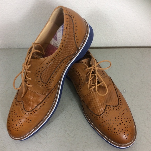 English Laundry Other - NWOT English Laundry Wingtips Sz 9.5